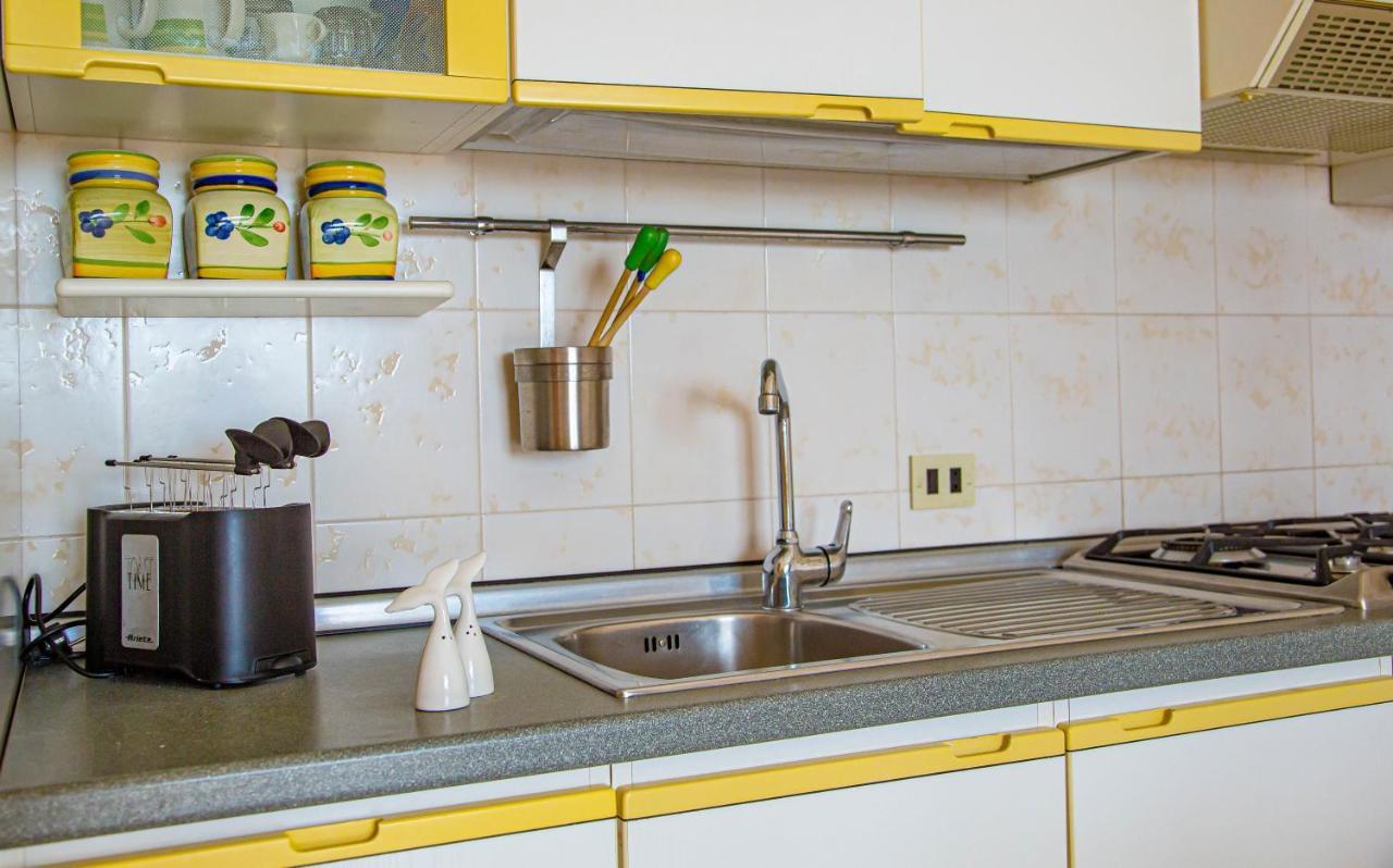 Casa Ariel Per 4, A Pochi Passi Dalla Spiaggia Iun R0963 卡拉古诺内 外观 照片