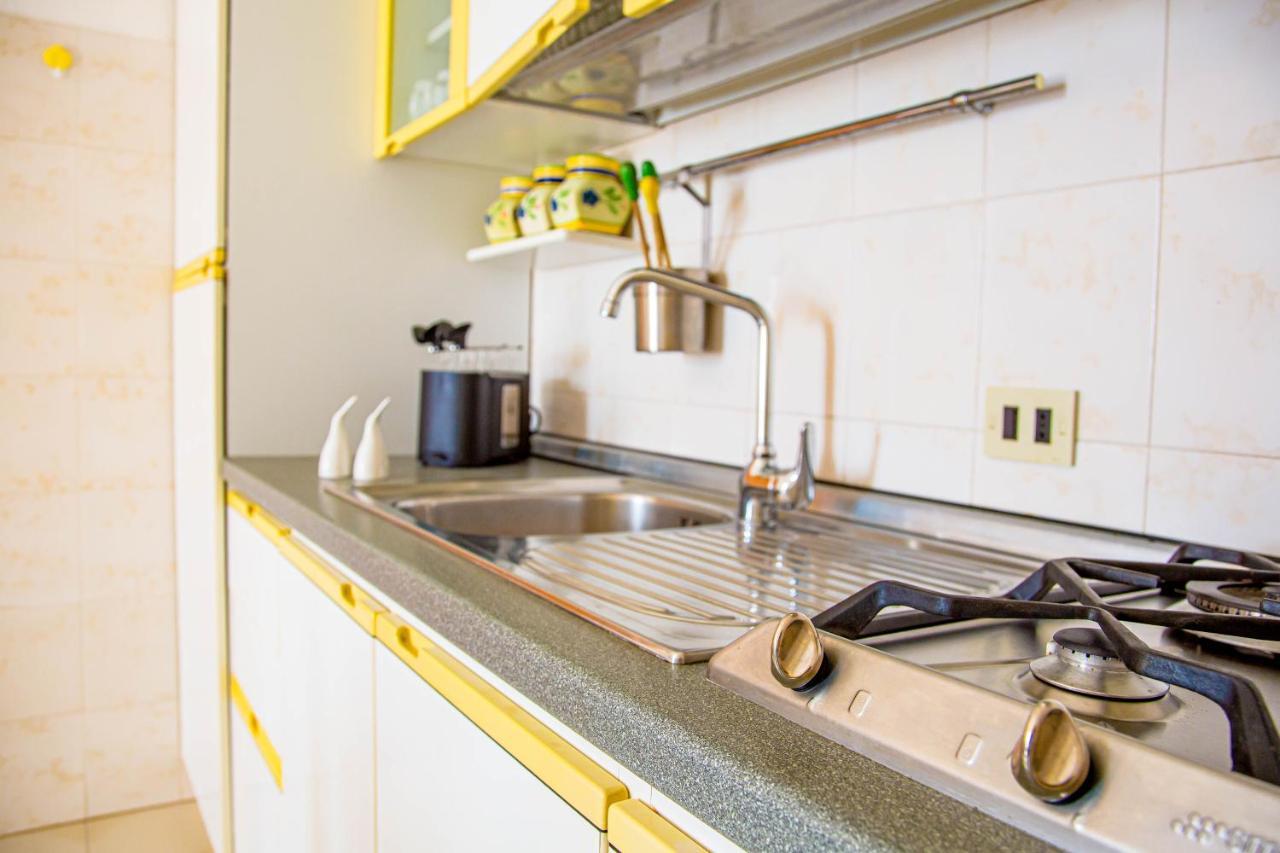 Casa Ariel Per 4, A Pochi Passi Dalla Spiaggia Iun R0963 卡拉古诺内 外观 照片